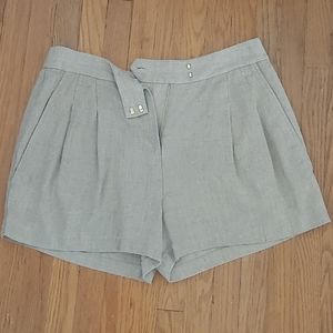 Linen shorts